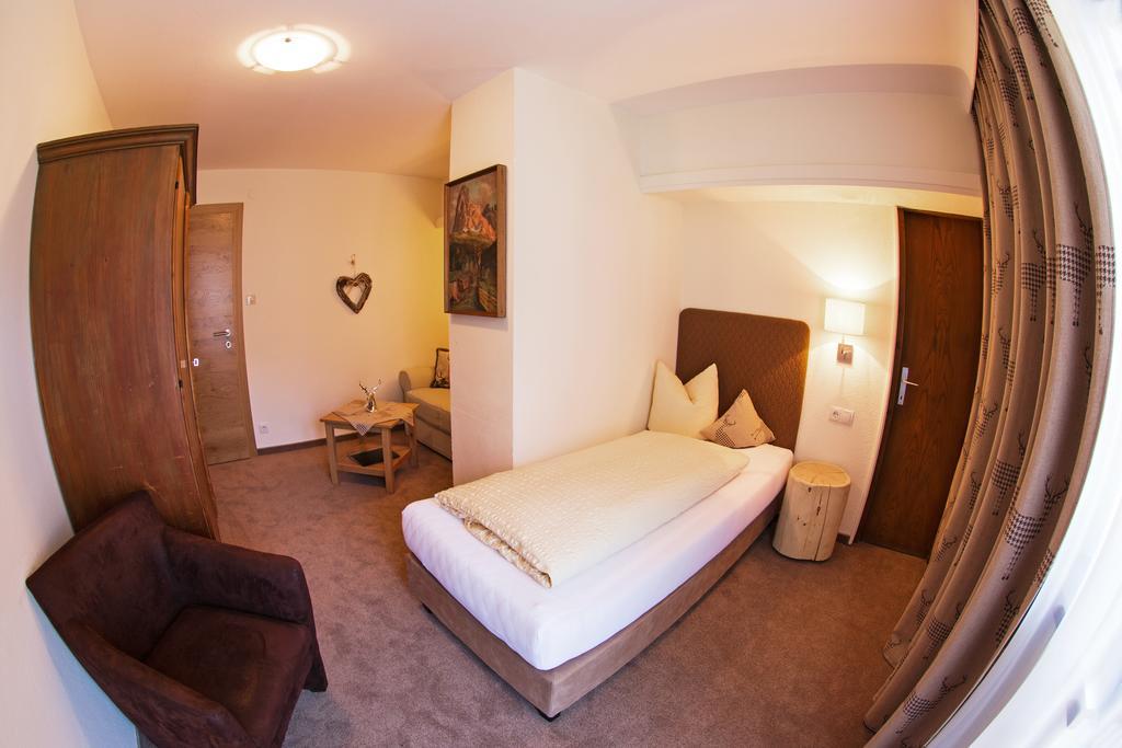 Pension St.Lukas Пфундс Экстерьер фото